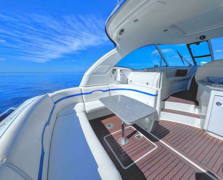 2008 Formula 45 Yacht