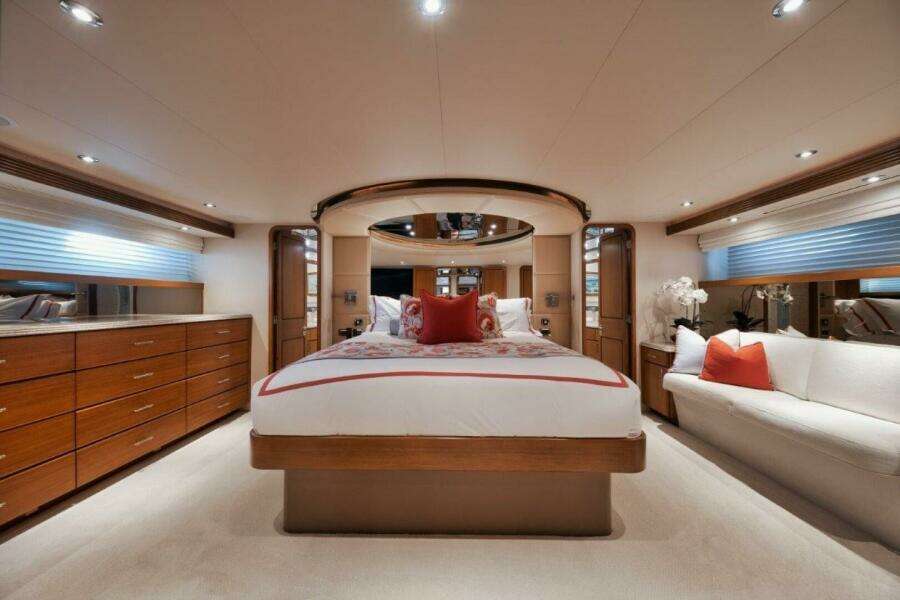 2001 Westport 112 Westport