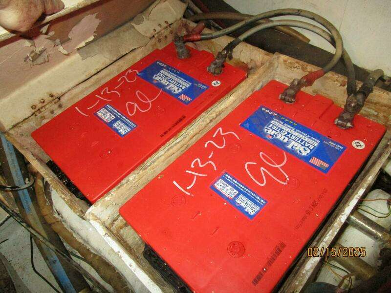 57' DeFever battery bank2