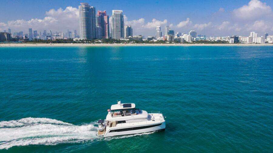 2022 Fountaine Pajot MY6