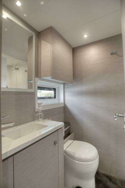 2022 Fountaine Pajot MY6