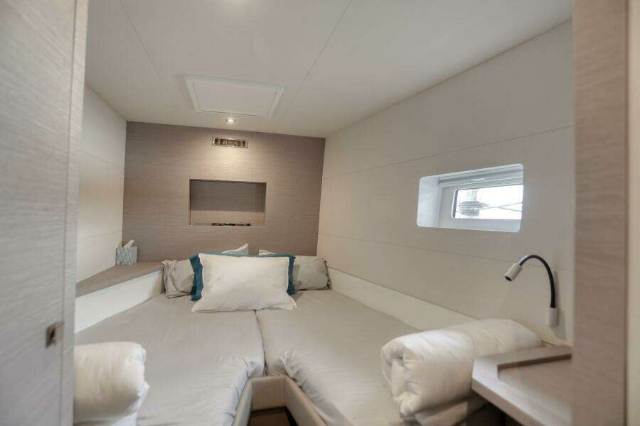 2022 Fountaine Pajot MY6