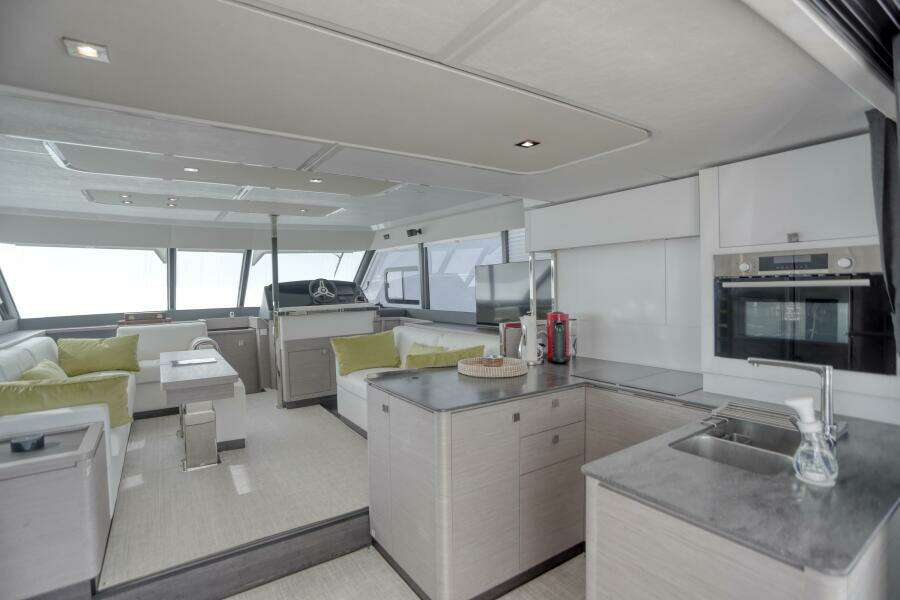2022 Fountaine Pajot MY6