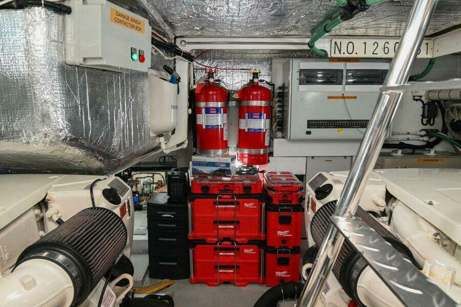 2015 Sunseeker Predator 68