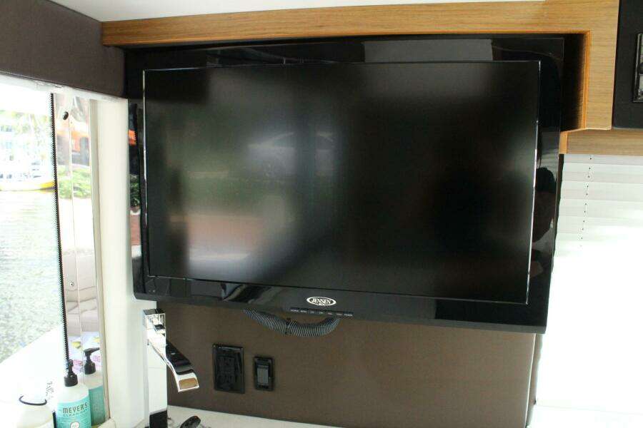 2014 Cruisers Yachts 45 Cantius