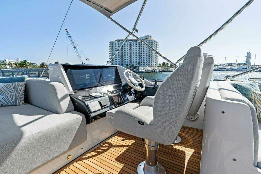 2024 Azimut S8