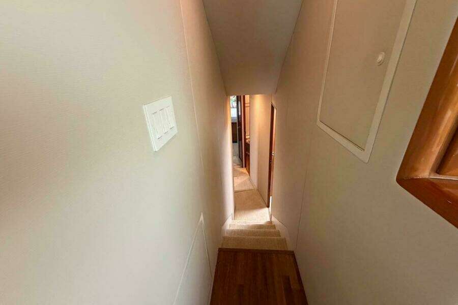 2004 Viking 56 Convertible