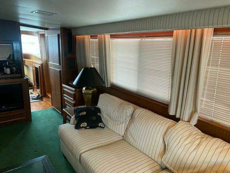 1983 Hatteras 53 ED