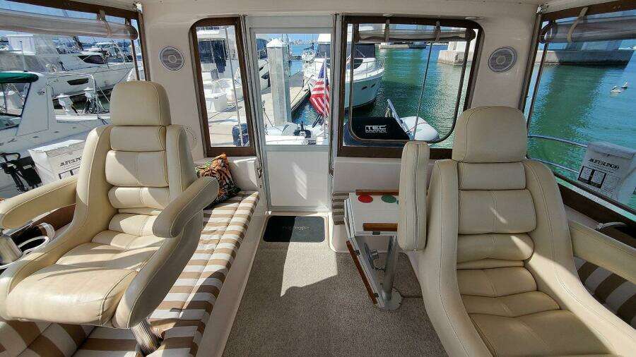Pilothouse Aft