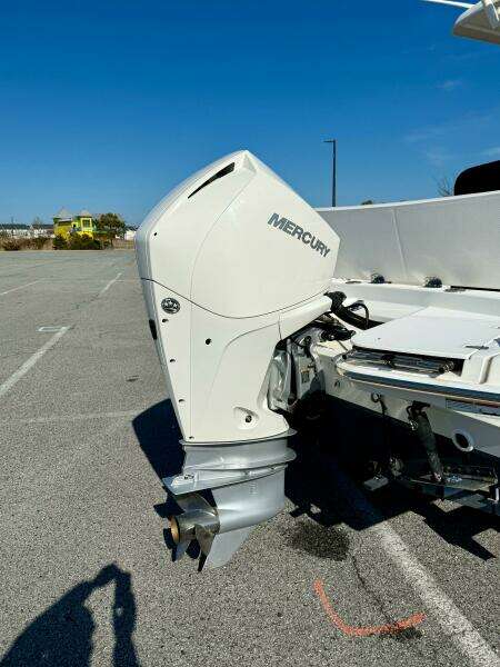 2020 Boston Whaler 210 Dauntless