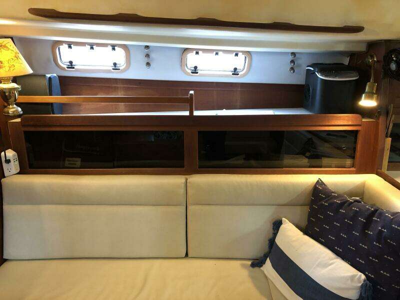 1988 Catalina Morgan Classic 41