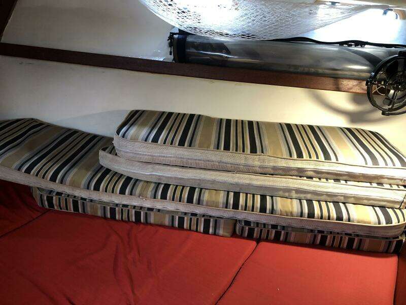 1988 Catalina Morgan Classic 41