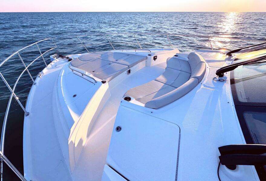 2018 Sea Ray L650 Fly