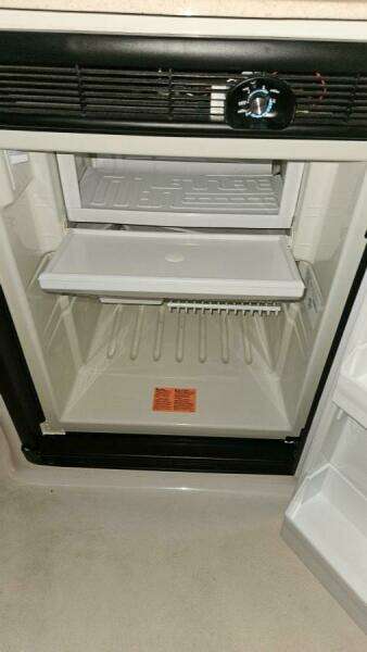 1998 Chris-Craft 320 Express Cruiser