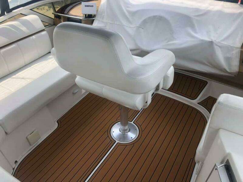 2002 Carver 444 Cockpit Motor Yacht