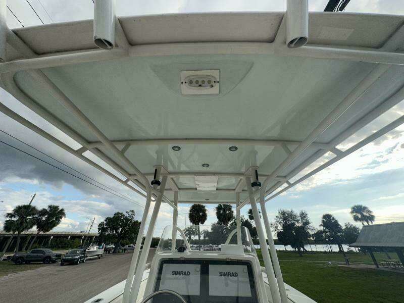 2008 31 Jupiter Center Console