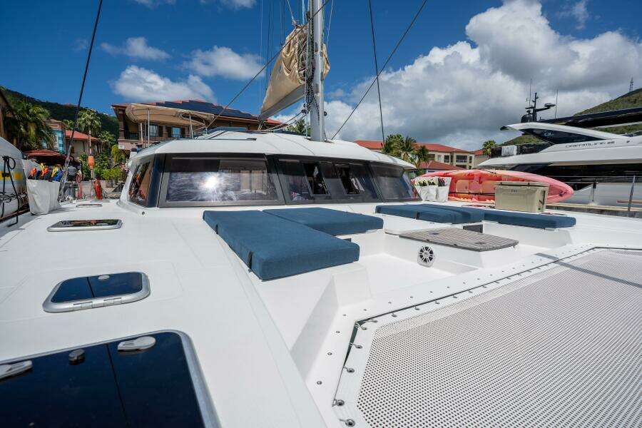 2020 Fountaine Pajot 