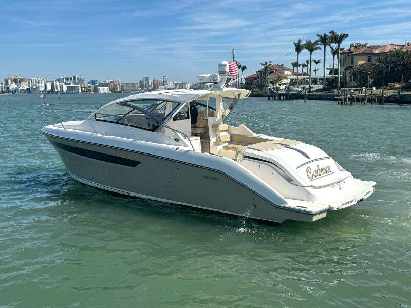 2015 Pursuit 365i Sport Coupe