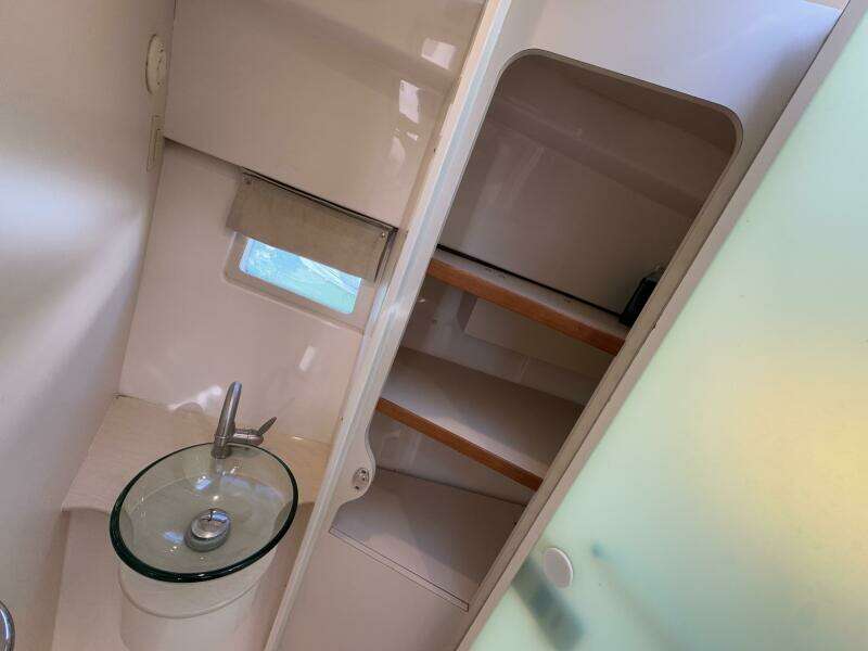 2015 Pursuit 365i Sport Coupe