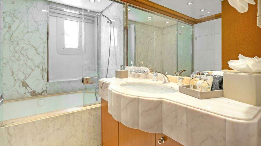 2003 Royal Denship Motor Yacht