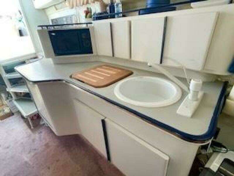 1990 Wellcraft Monaco 3000