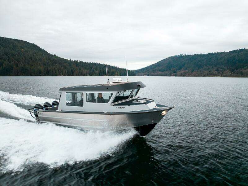 2023 Liquid Metal Maquinna Crew