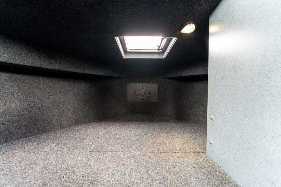 2023 Liquid Metal Maquinna Crew