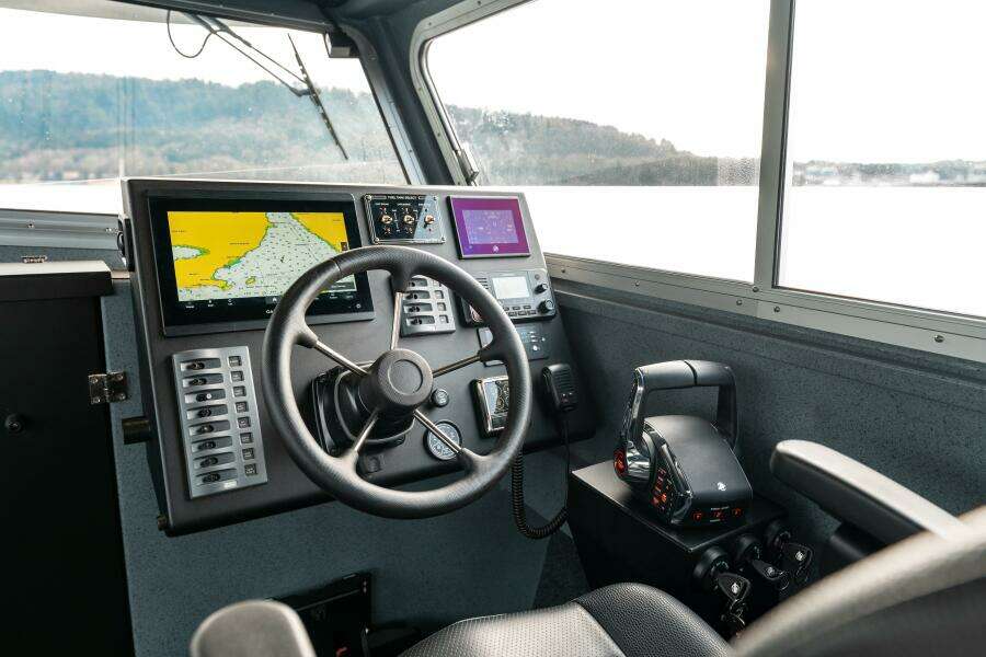 2023 Liquid Metal Maquinna Crew