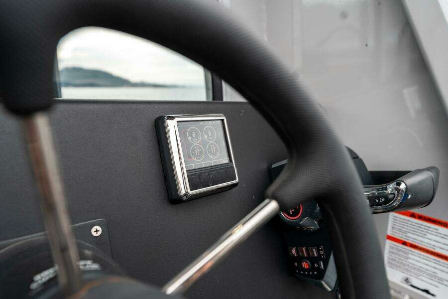 2023 Liquid Metal Maquinna Crew