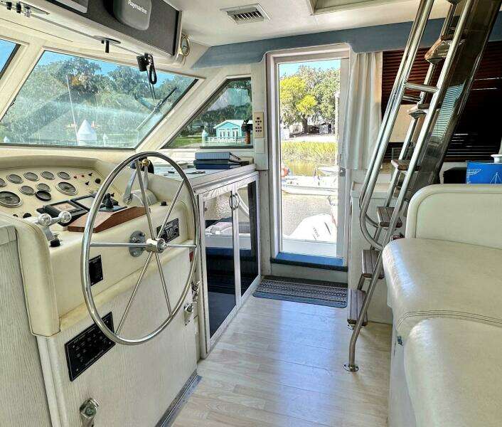 1987 Hatteras 54 MotorYacht