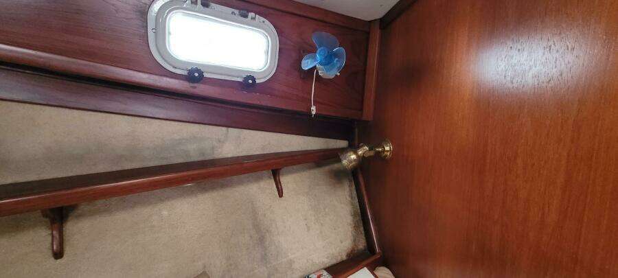 1985 Duffy Flybridge Cruiser