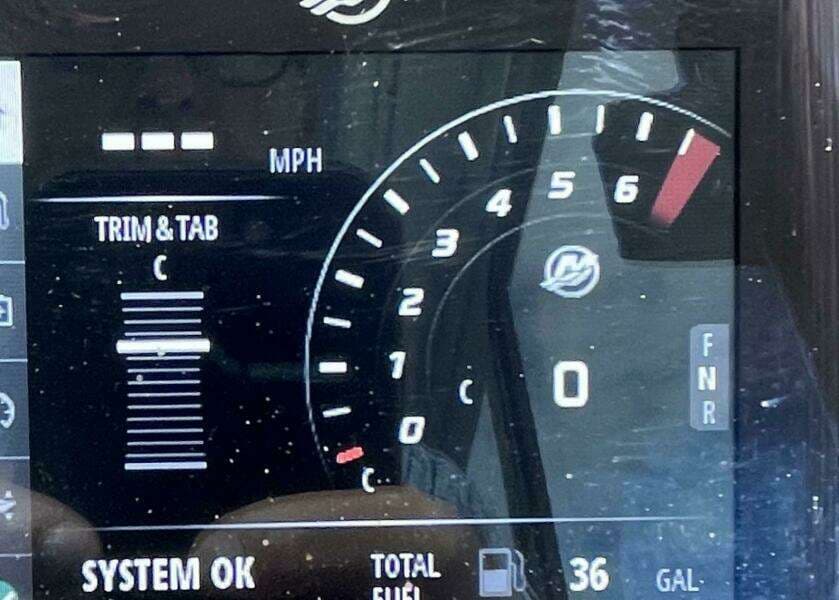 2023 Beneteau Antares 8