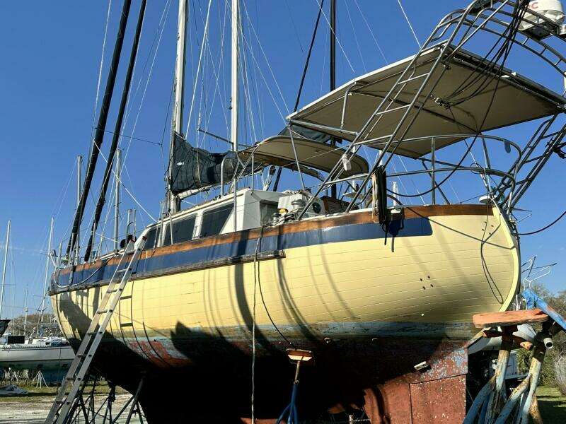 1986 Slocum Pilothouse 43