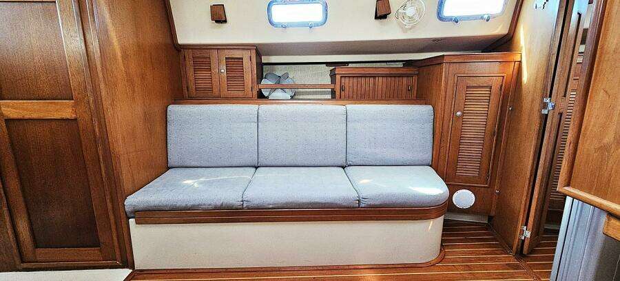 1997 Island Packet 40