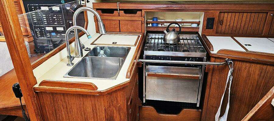 1997 Island Packet 40