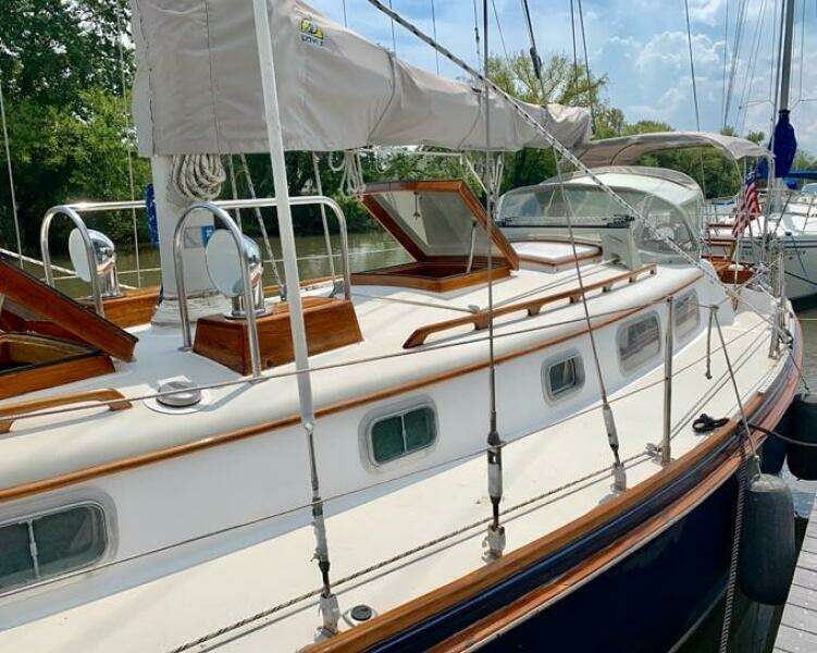 1981 Bristol 40 sloop