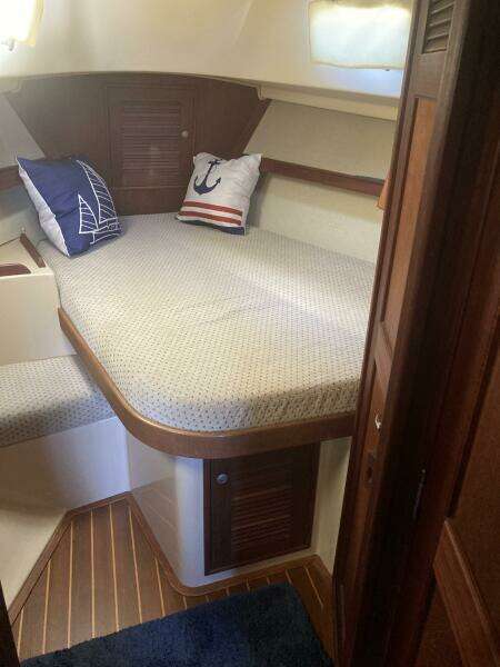 1999 Island Packet 350