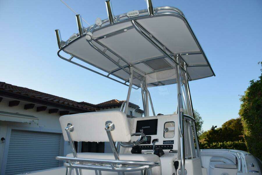 All Aluminum T-Top and Railings  