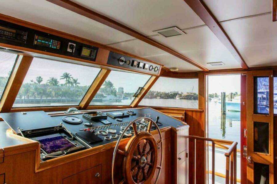 1975 Burger Raised Pilothouse CPMY