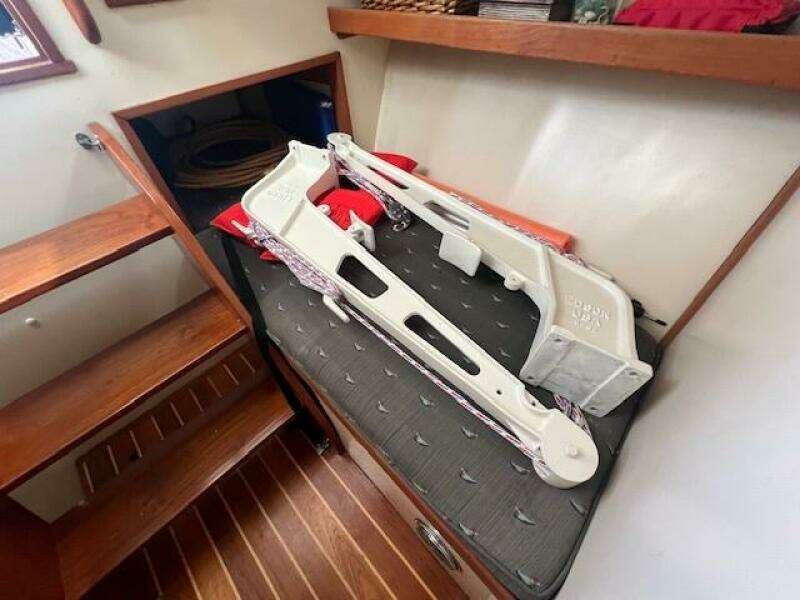 1989 Blue Seas Flybridge Cruiser