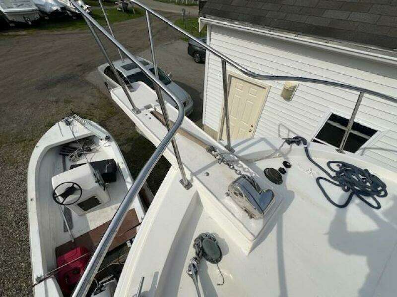 1989 Blue Seas Flybridge Cruiser