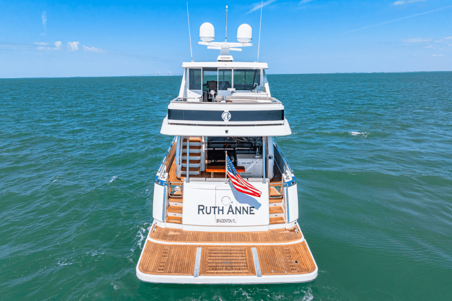 2018 Ocean Alexander 70E