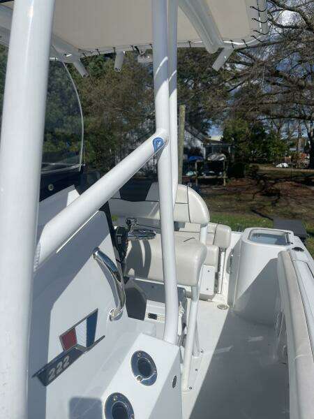 2022 Wellcraft 222 Fisherman