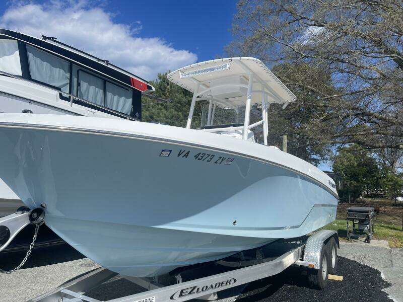 2022 Wellcraft 222 Fisherman