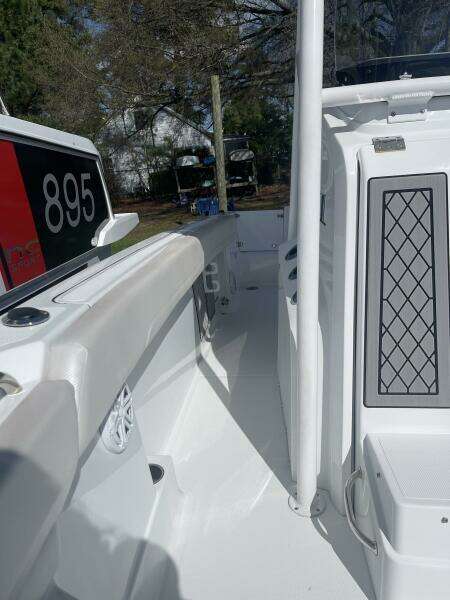 2022 Wellcraft 222 Fisherman