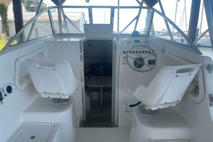 2005 Baha Cruisers 257 WAC