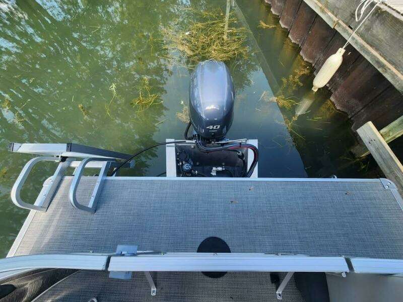 2023 SunChaser Vista 16