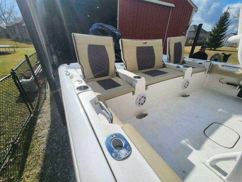 2021 Tidewater 2500 Carolina Bay