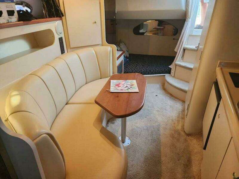 2001 Cruisers 3075 Express