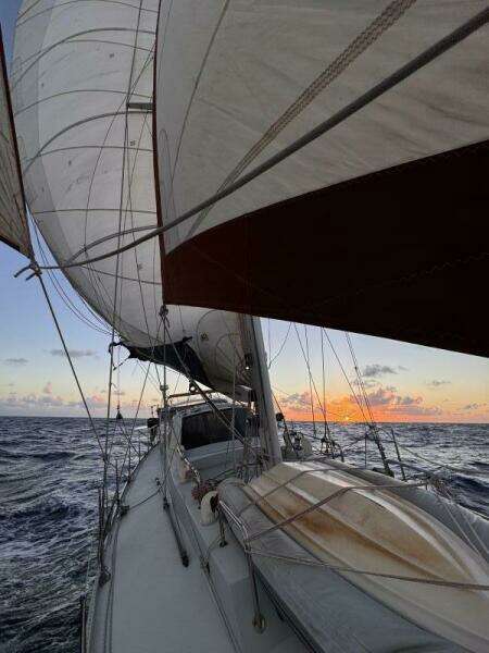 1994 Sundeer 64 PILOTHOUSE CUTTER